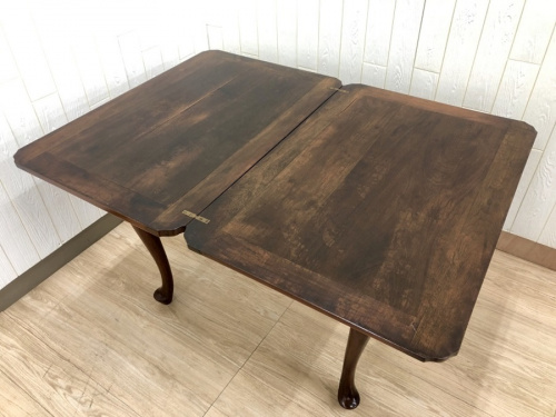 アンティークの特選家具