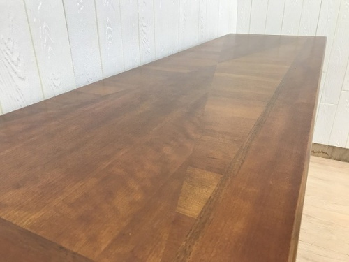 収納家具のKathy Ireland