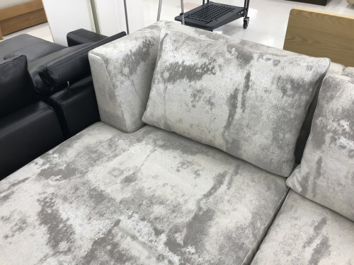 中古家具のソファー