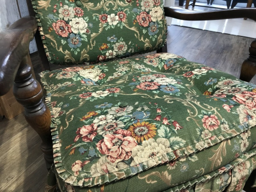 飛騨産業のロッキングチェア