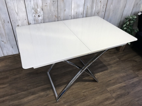 中古家具のカリガリス