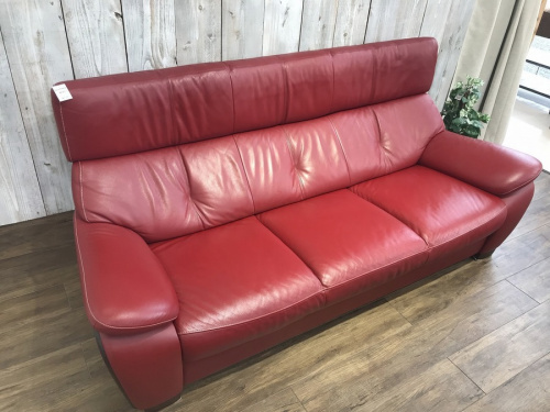 中古家具のカリモク