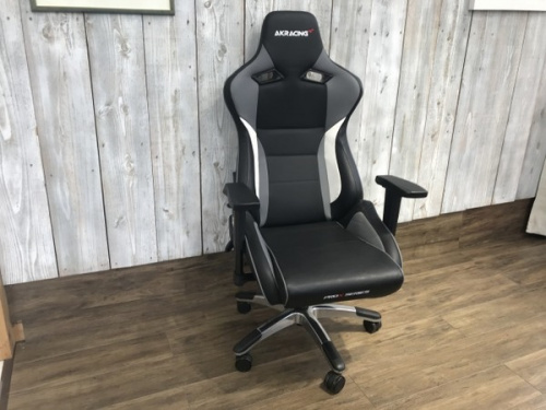 中古家具のゲーミングチェア