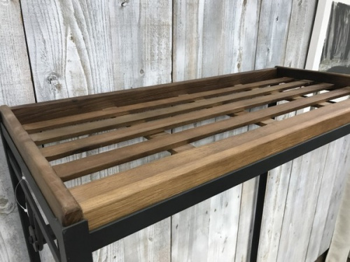 インダストリアルのハンガーラック