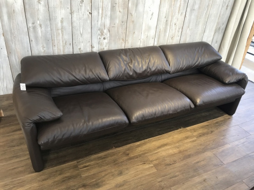 中古家具のカッシーナ