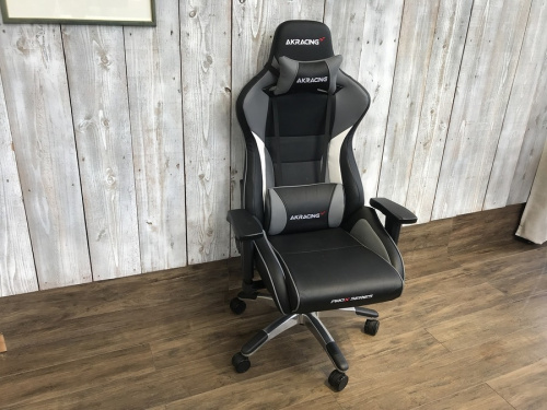 中古家具のゲーミングチェア
