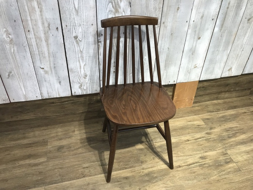 桜屋工業のダイニングチェア