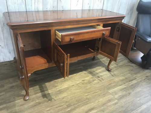 サイドボードのアンティーク