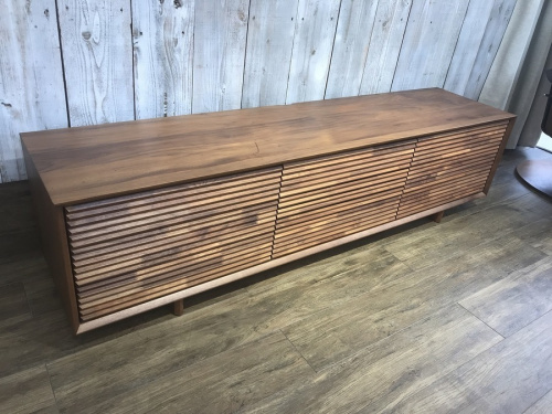 中古家具 千葉のテレビボード