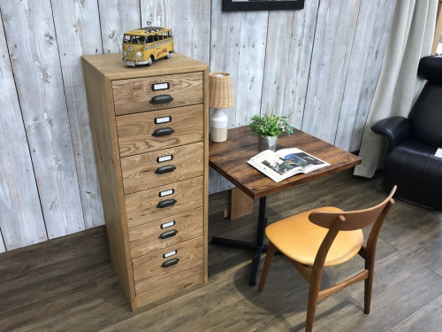 中古家具　千葉のインダストリアル