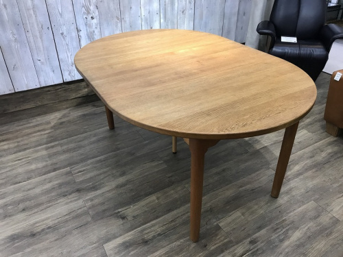 中古家具　千葉のダイニングテーブル　中古