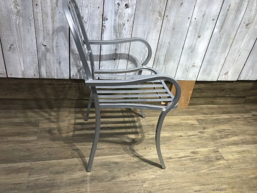 イタリア製　チェアのガーデンファニチャー