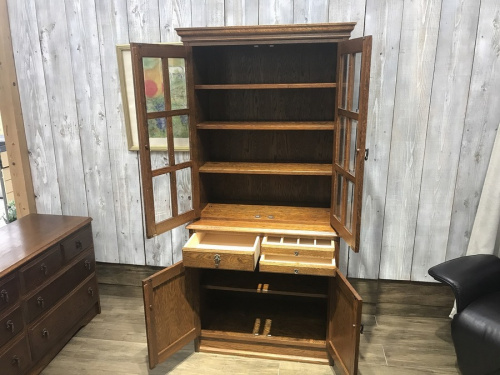 食器棚　中古の三越家具　Brugge