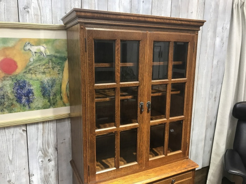 三越家具　Brugge