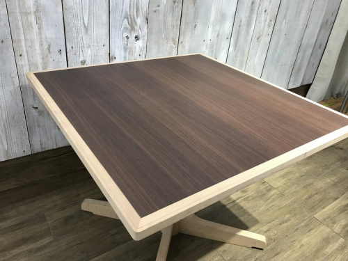 北欧インテリアのカフェテーブル　中古