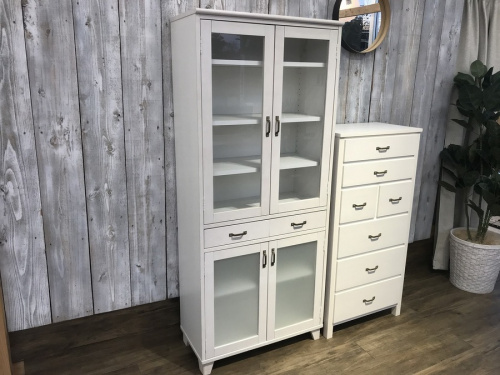 チェスト　中古の食器棚　中古