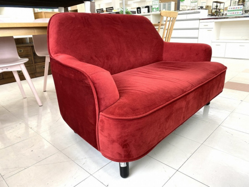 中古家具のソファ