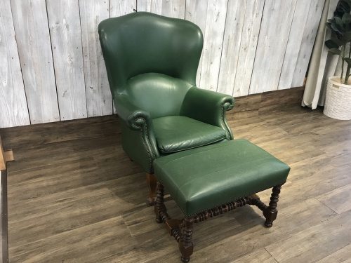 ソファ　中古のウイングチェア　中古