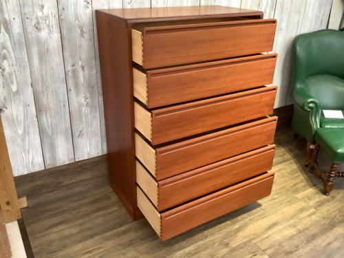 北欧インテリアのチェスト　中古