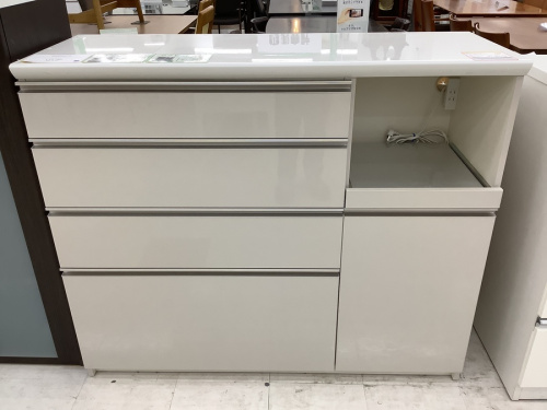 食器棚の中古　食器棚