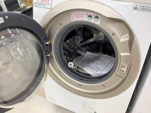 洗濯機　中古のドラム式洗濯乾燥機