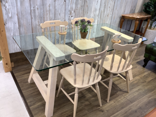 ダイニングテーブル　中古のフランフラン　ダイニングテーブル　中古