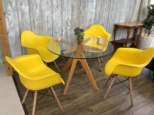 中古家具　千葉のダイニングテーブル　中古