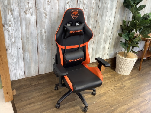 中古家具のゲーミングチェア