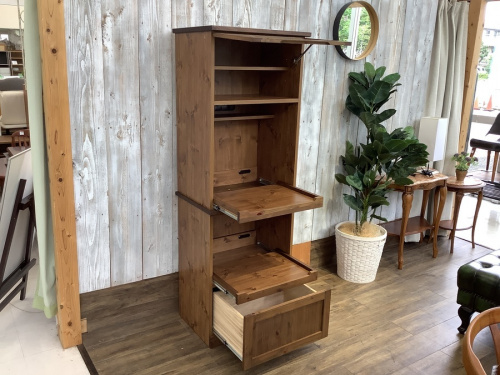 UNICO　AUTEURのウニコ　家具　中古