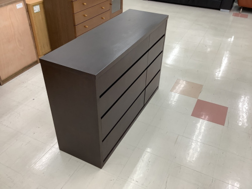 ハイチェストの大塚家具(IDC)