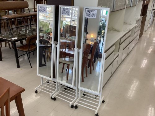 生活家具のミラー