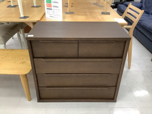 チェストのダイニングチェア