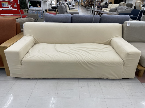 中古家具のソファ