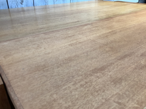 テーブルのローテーブル