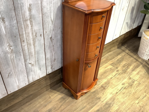 ドレッサーのアンティーク