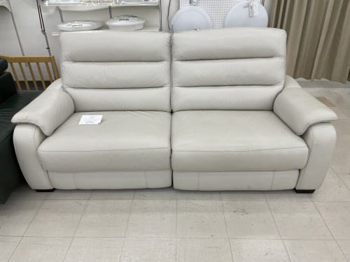 中古家具のソファ