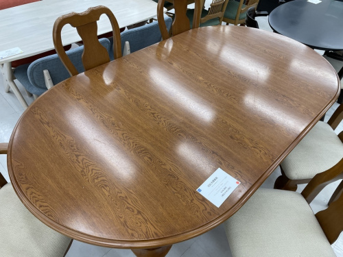 中古家具のダイニングセット