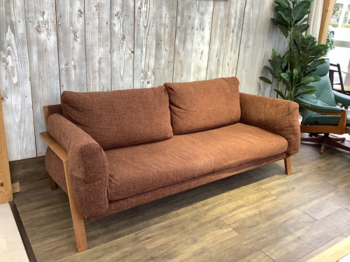 中古家具のソファ