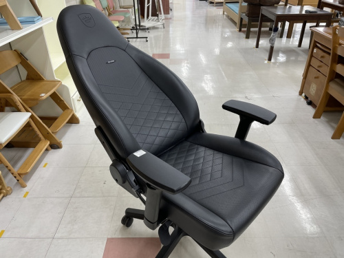 特選家具のnoblechairs