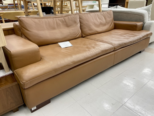中古家具のソファ