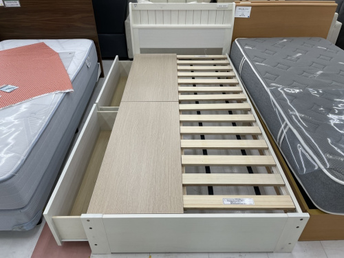 ベッドの特選家具