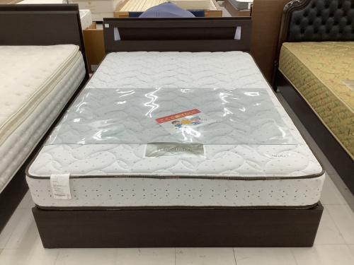 新入荷のベッド　中古
