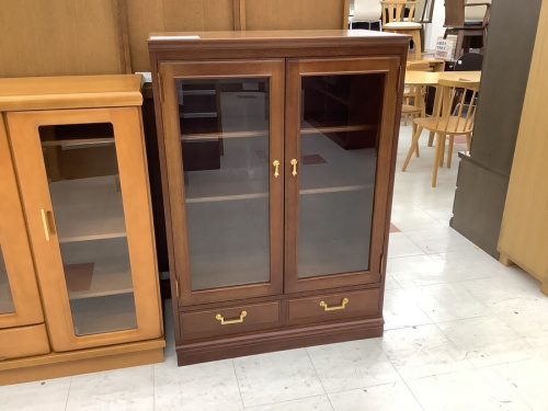 新入荷のサイドボード