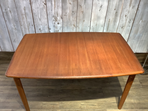 ダイニングテーブルの特選家具