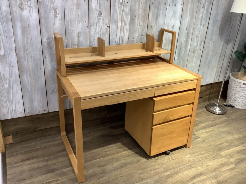 アクタスの学習机