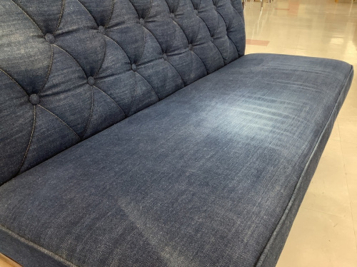 カリモク　テーブル