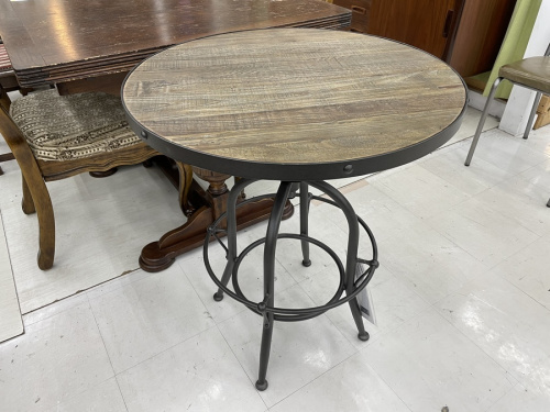 中古家具のKnot antiques