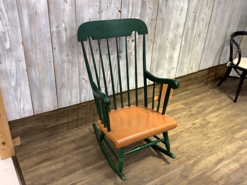 飛騨産業のロッキングチェア