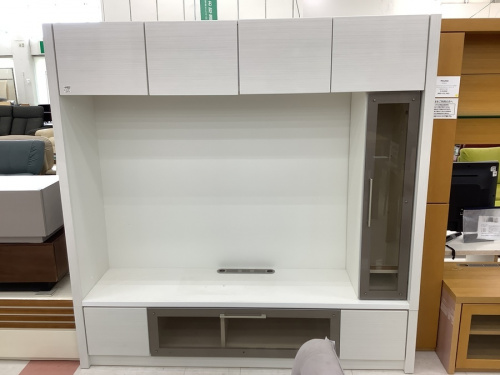 ソファー レザーのキッチンカウンター