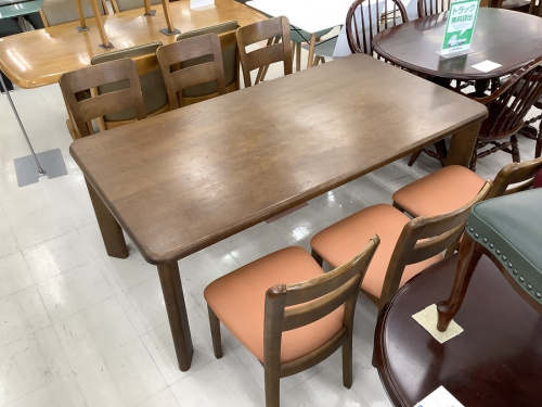 ダイニング5点セットのブラウン